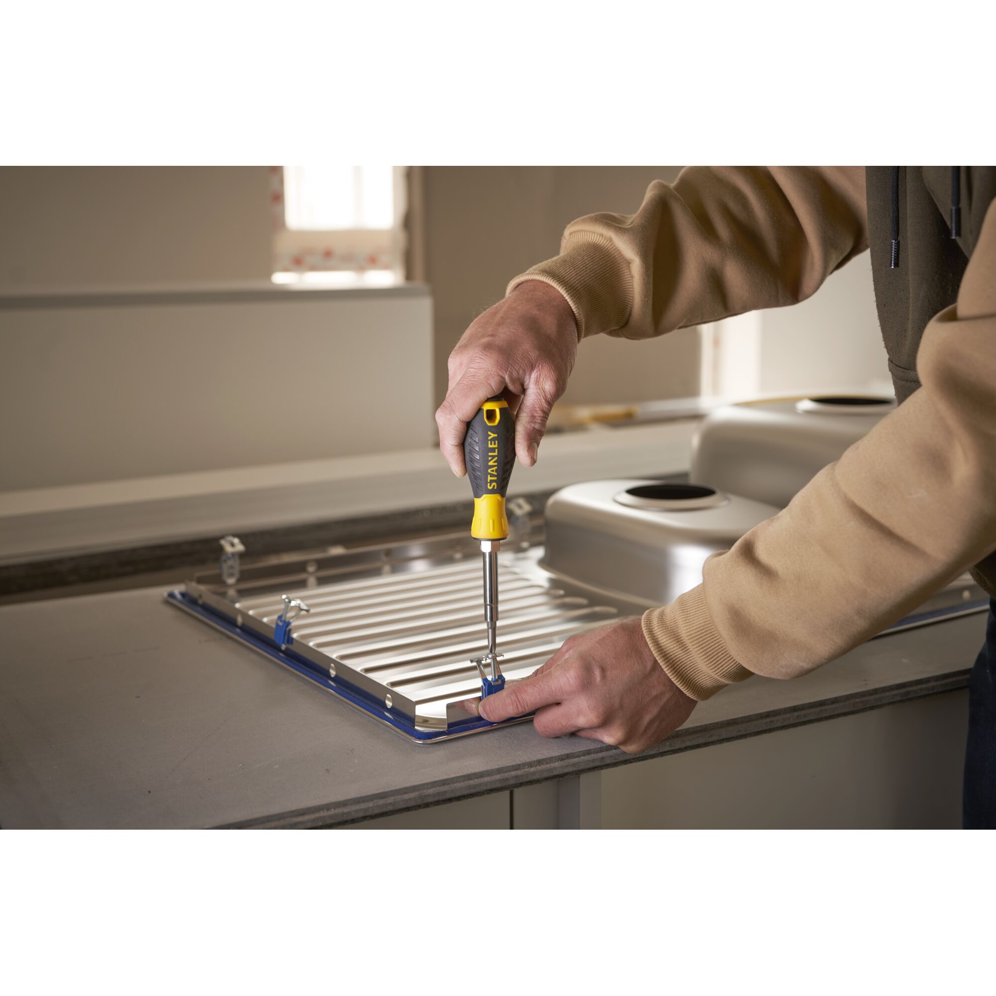 Stanley 68-012 6-way screwdriver additional product image 4 / Stanley 68-012 6-way screwdriver imagen adicional del producto 4