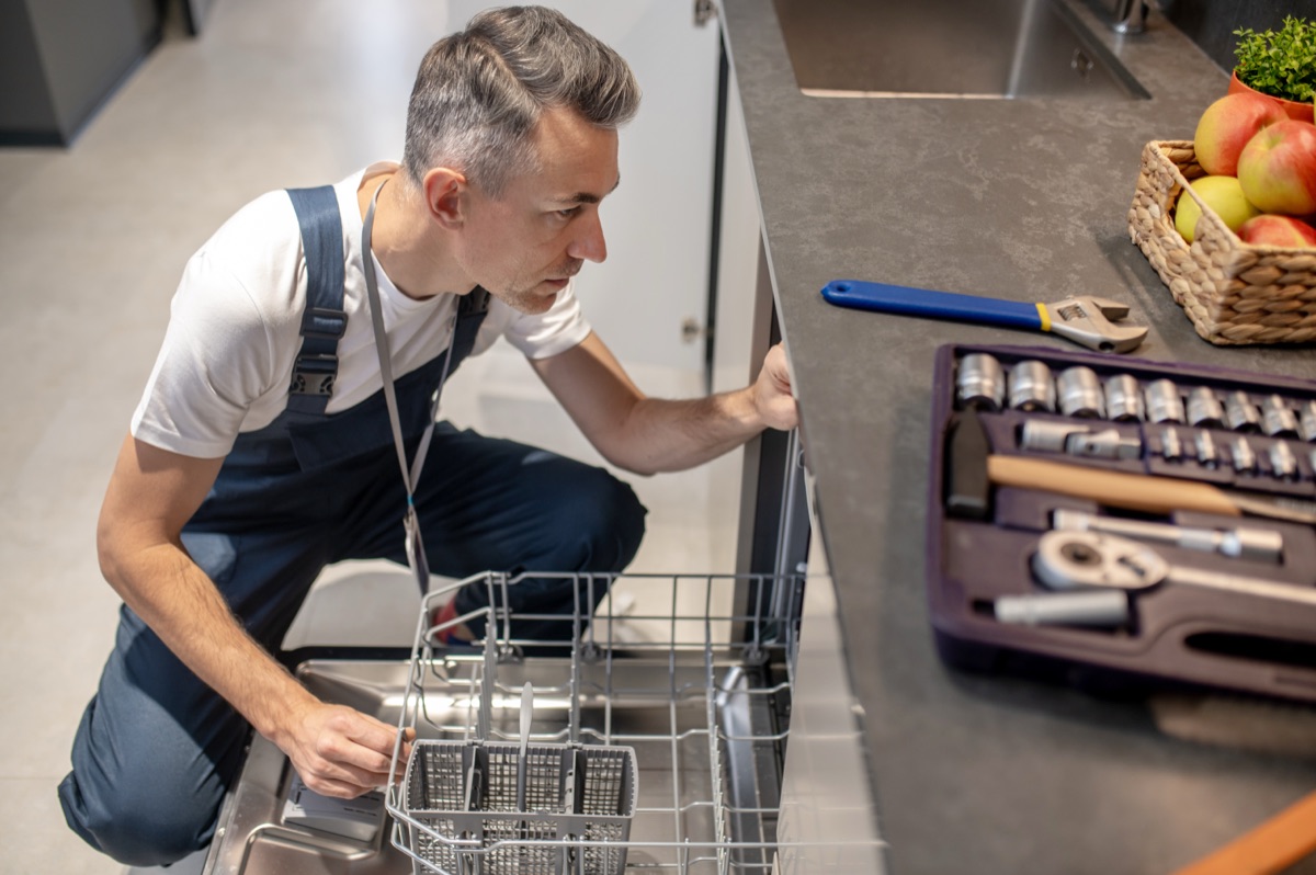 dishwasher repair guide - parts and troubleshooting